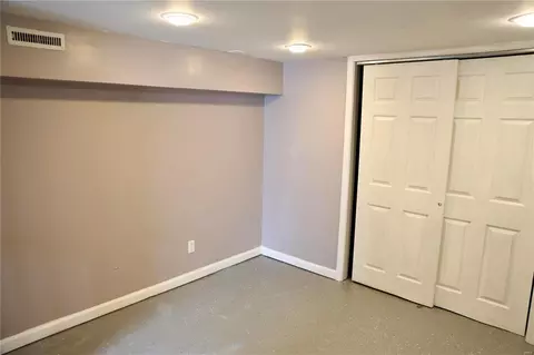 Bedroom - 6325 Everett Dr, Saint Louis, MO 63134 photo 8 of 10