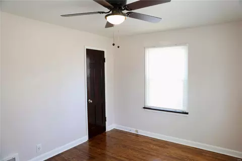 Bedroom - 6325 Everett Dr, Saint Louis, MO 63134 photo 4 of 10
