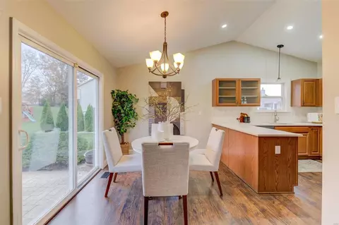 Dining - 460 Fall River Ln, Saint Charles, MO 63304 photo 2 of 2