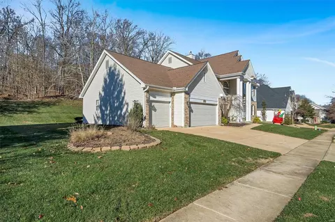 655 Southern Hills Dr, Eureka, MO 63025 photo 6
