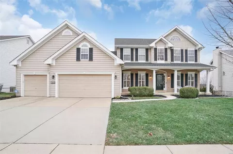 16648 Benton Taylor Dr, Chesterfield, MO 63005