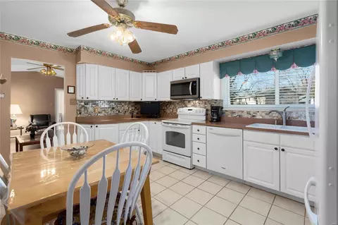 469 Chamberlin Dr, Manchester, MO 63021 photo 7