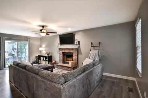 Living - 25 Red Cedar Parc Ct, O'fallon, MO 63368 photo 2 of 2