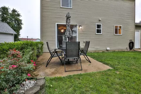 Exterior - 25 Red Cedar Parc Ct, O'fallon, MO 63368 photo 5 of 6