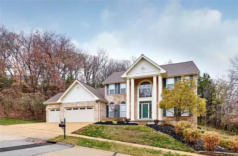 Exterior - 15959 Forest Valley Dr, Ballwin, MO 63021 photo 8 of 8