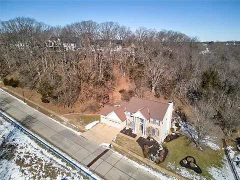View/Area - 15959 Forest Valley Dr, Ballwin, MO 63021 photo 1 of 2