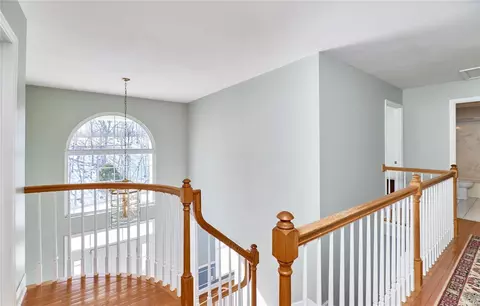 Entry Way - 15959 Forest Valley Dr, Ballwin, MO 63021 photo 6 of 7