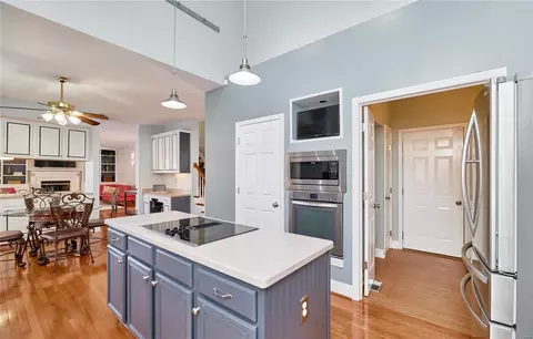 Kitchen - 15959 Forest Valley Dr, Ballwin, MO 63021 photo 4 of 4