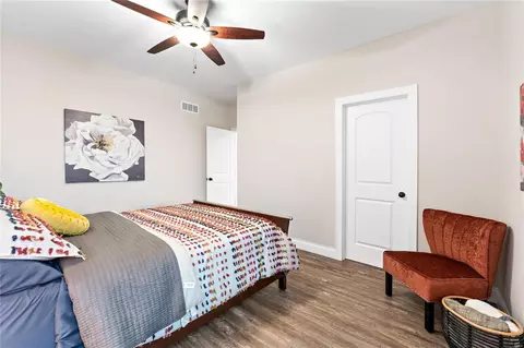 Bedroom - 111 Stewards Ln, Eureka, MO 63025 photo 2 of 6