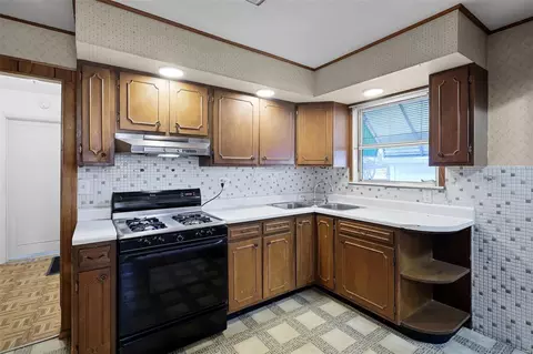 9422 Upland Dr, Affton, MO 63123 photo 9