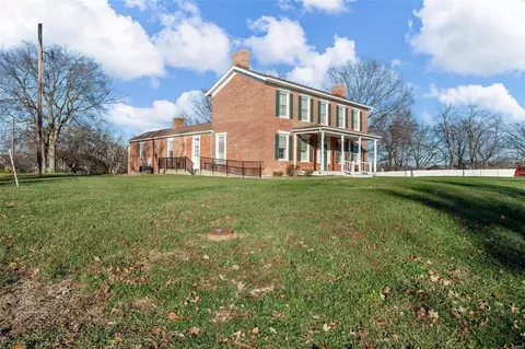 Exterior - 1053 Feise Rd, O'fallon, MO 63368 photo 4 of 15