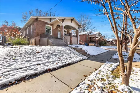 7324 Richmond Pl, Maplewood, MO 63143