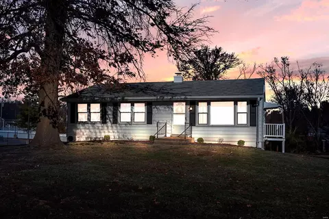 Exterior - 1355 Clarkson Dr, Ellisville, MO 63011 photo 6 of 6