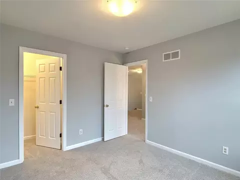 Bedroom - 377 Remington Way Dr, Ballwin, MO 63021 photo 6 of 8