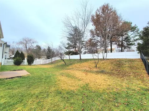 Exterior - 377 Remington Way Dr, Ballwin, MO 63021 photo 6 of 6