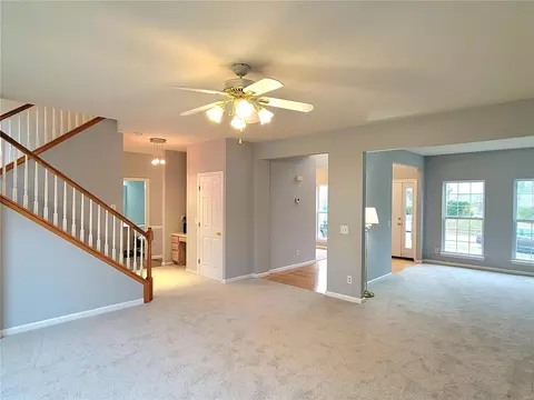 Living - 377 Remington Way Dr, Ballwin, MO 63021 photo 3 of 6