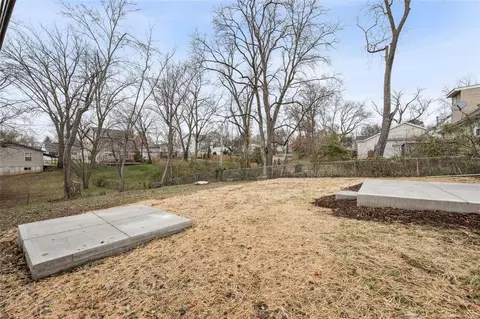Exterior - 457 Chamberlin Dr, Winchester, MO 63021 photo 5 of 11
