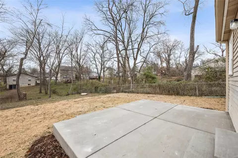 Exterior - 457 Chamberlin Dr, Winchester, MO 63021 photo 3 of 11