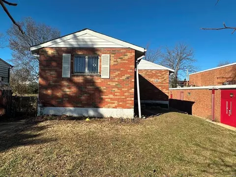 4107 Cedarwood Ave, Saint Louis, MO 63121