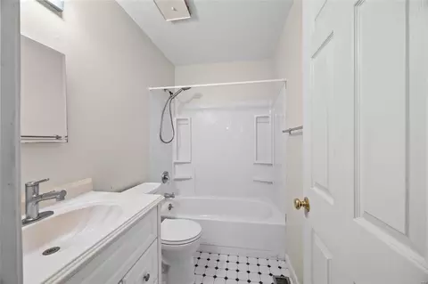 161 Dartingbird Ln #B, Eureka, MO 63025 photo 13