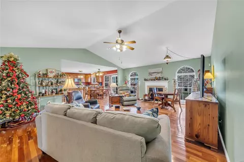 1444 Soaring Eagle Dr, O'fallon, MO 63366 photo 7