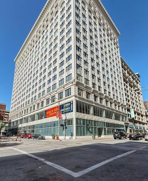 915 Olive St #1106, Saint Louis, MO 63101