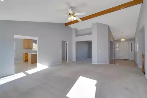 Living - 4 Crawford Ct, O'fallon, MO 63366 photo 5 of 6