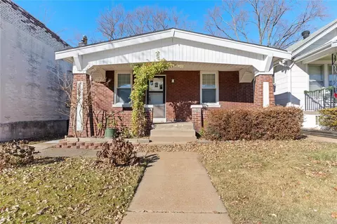 4451 S 38th St, Saint Louis, MO 63116