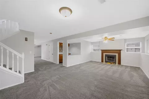 Living - 859 Molloy Dr, O'fallon, MO 63366 photo 3 of 8