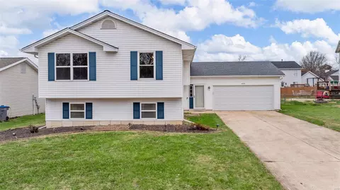 Exterior - 859 Molloy Dr, O'fallon, MO 63366 photo 2 of 4