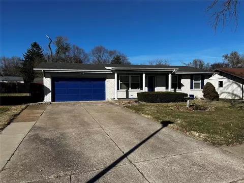 12087 Trampe Heights Ln, Spanish Lake, MO 63138