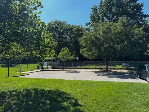 2522 Circle Dr, Maplewood, MO 63143 photo 18