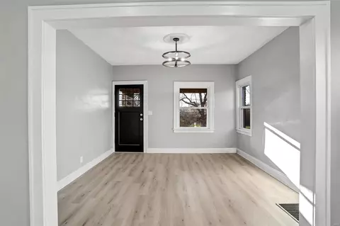2522 Circle Dr, Maplewood, MO 63143 photo 3