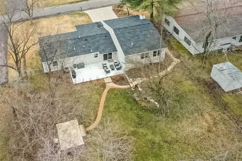 View/Area - 251 Howard Dr, Ballwin, MO 63021 photo 3 of 3