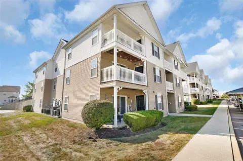 Exterior - 15101 Spring Creek Ln, O'fallon, MO 63368 photo 1 of 2