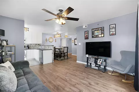 Living - 15101 Spring Creek Ln, O'fallon, MO 63368 photo 1 of 1