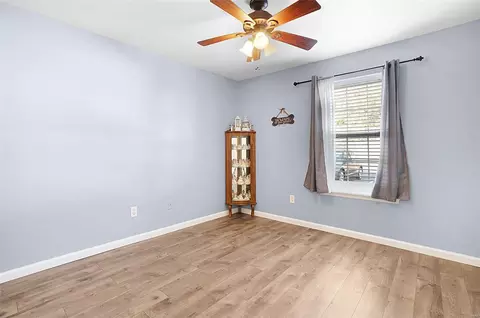 Bedroom - 15101 Spring Creek Ln, O'fallon, MO 63368 photo 3 of 4