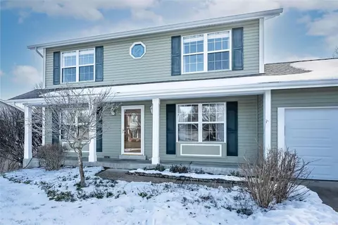415 Harvest Hill Ct, Ballwin, MO 63021 photo 2
