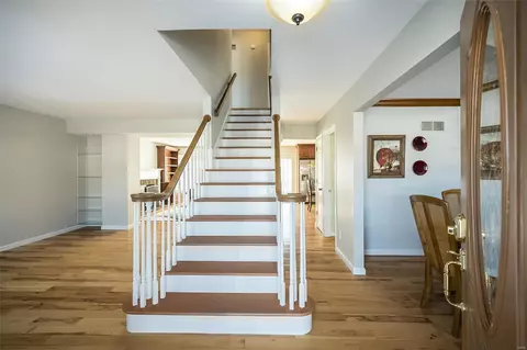 415 Harvest Hill Ct, Ballwin, MO 63021 photo 3
