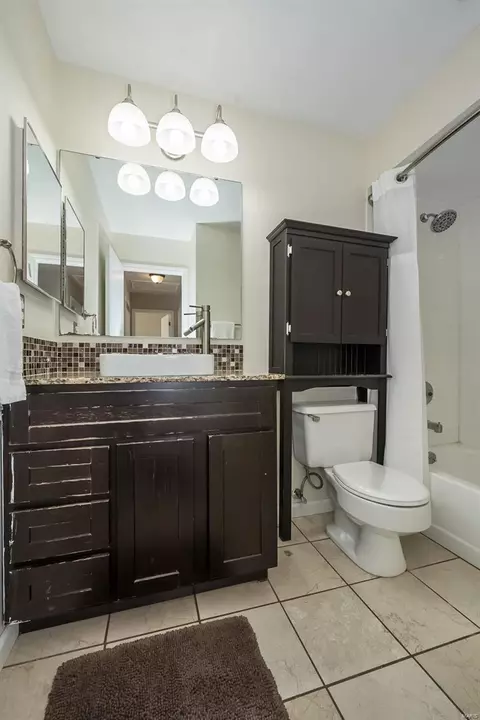 415 Harvest Hill Ct, Ballwin, MO 63021 photo 32