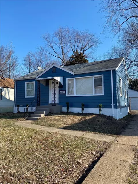 6320 Everett Dr, Saint Louis, MO 63134
