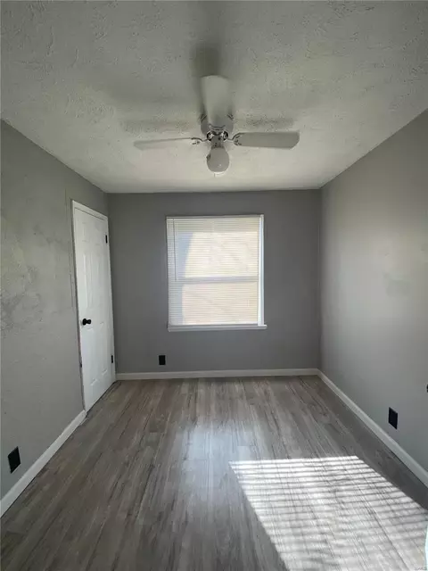 Bedroom - 6320 Everett Dr, Saint Louis, MO 63134 photo 2 of 2