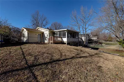 571 Golfwood Dr, Ballwin, MO 63021 photo 25