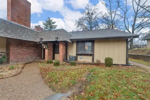 2636 Hampton Rd #2D, Saint Charles, MO 63303