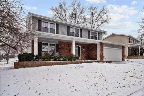 Exterior - 718 Oak Run Ln, Ballwin, MO 63021 photo 2 of 4