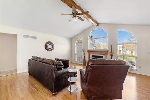 117 Sanctuary Dr, O'fallon, MO 63368 photo 6