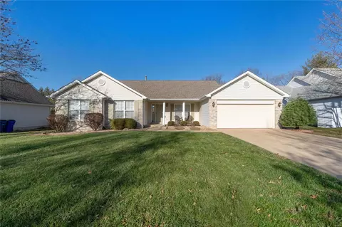 117 Sanctuary Dr, O'fallon, MO 63368