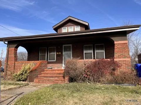8373 Elmore Ave, Saint Louis, MO 63132