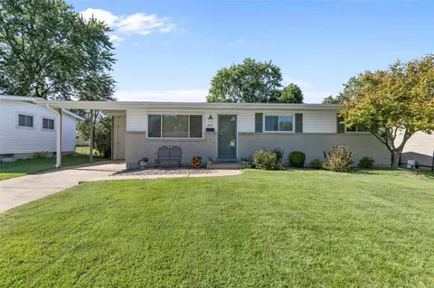 2135 Love Ln, Florissant, MO 63031