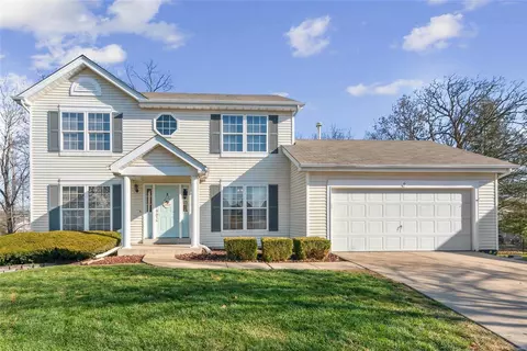6 Royallcrest Ct, O'fallon, MO 63368
